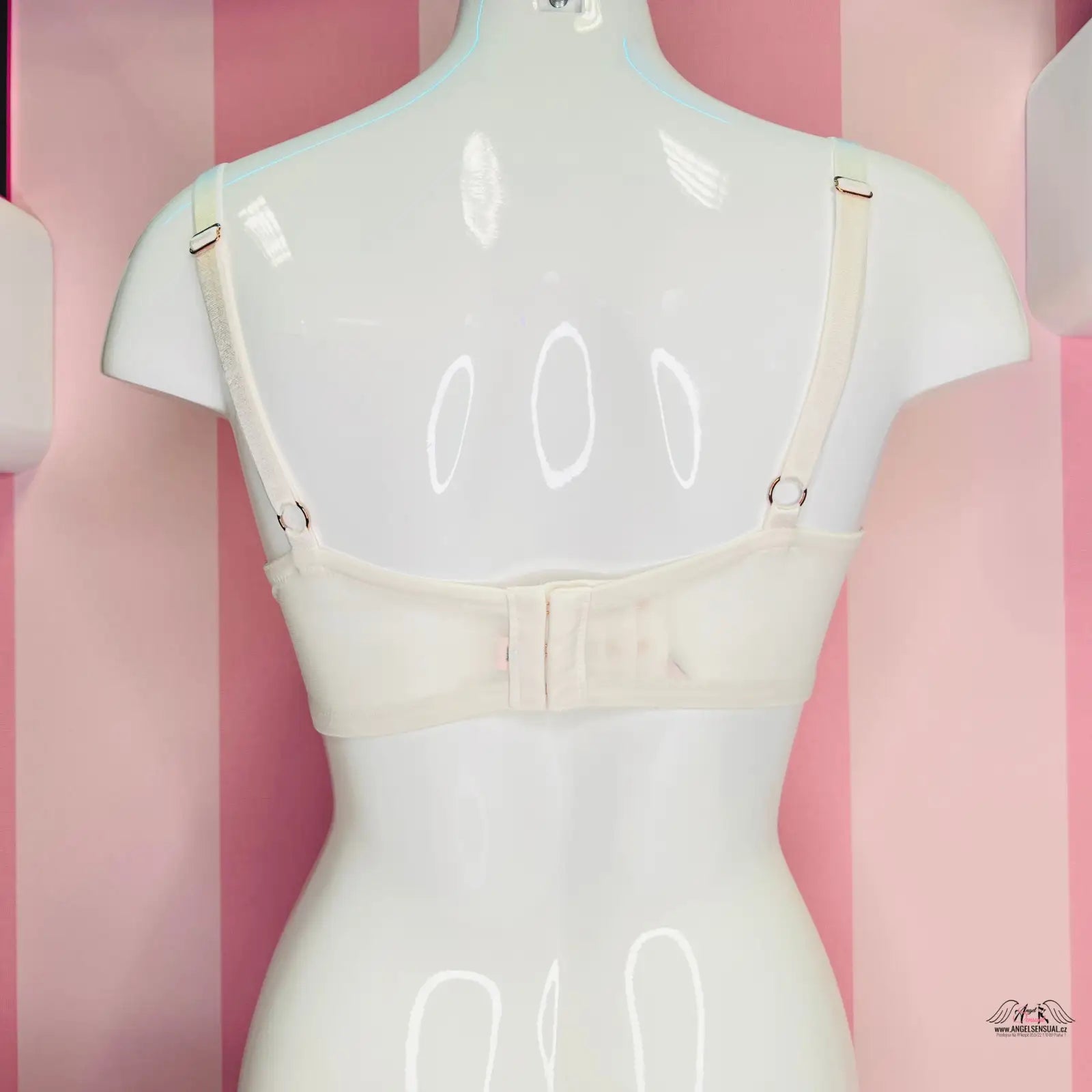 Bílý manekýn s nastavovacími popruhy pro elegantní podprsenku Luxusní Romantika