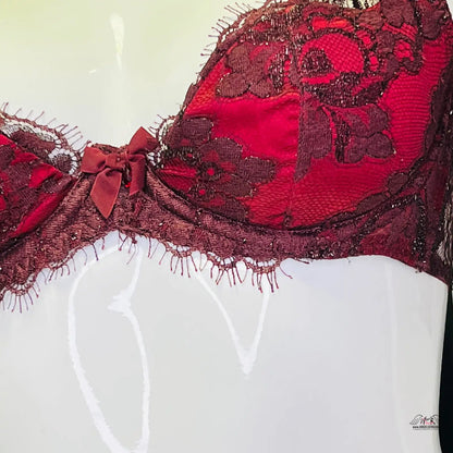 Červená podprsenka s mašlí Mei Soiree Bra Dark Red, romantika a krása v detailech