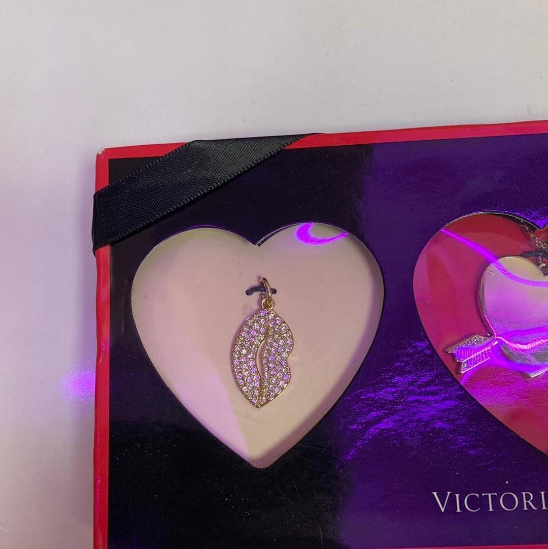 Náhrdelník s přívěsky - Univerzální / Zlatá / Nové se štítky - Victoria’s Secret