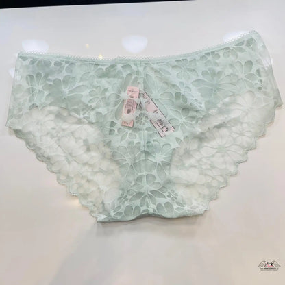 Mintové krajkové kalhotky v elegantním designu pro neviditelný vzhled