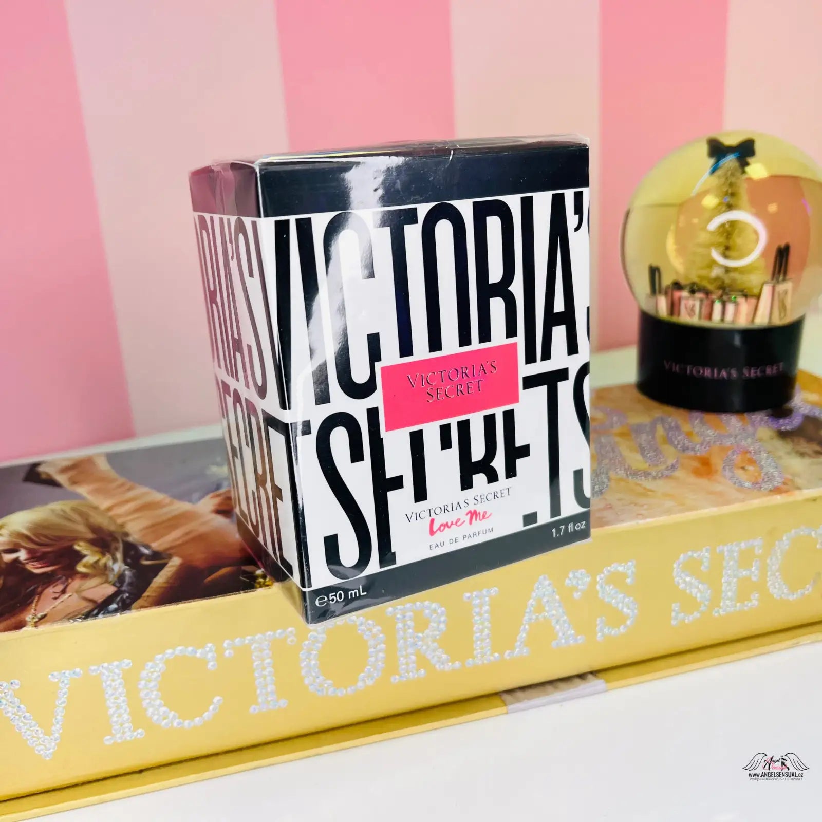 Elegantní parfémová krabička Love Me Love od Victoria’s Secret