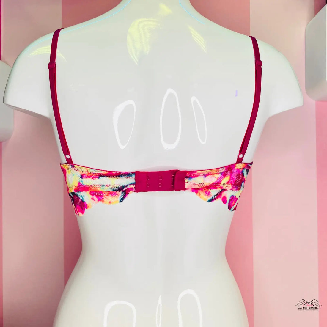 Bílý krajkový bralette s květinovým potiskem v produktu Pink Braletka Pestrobarevná s Krajkou