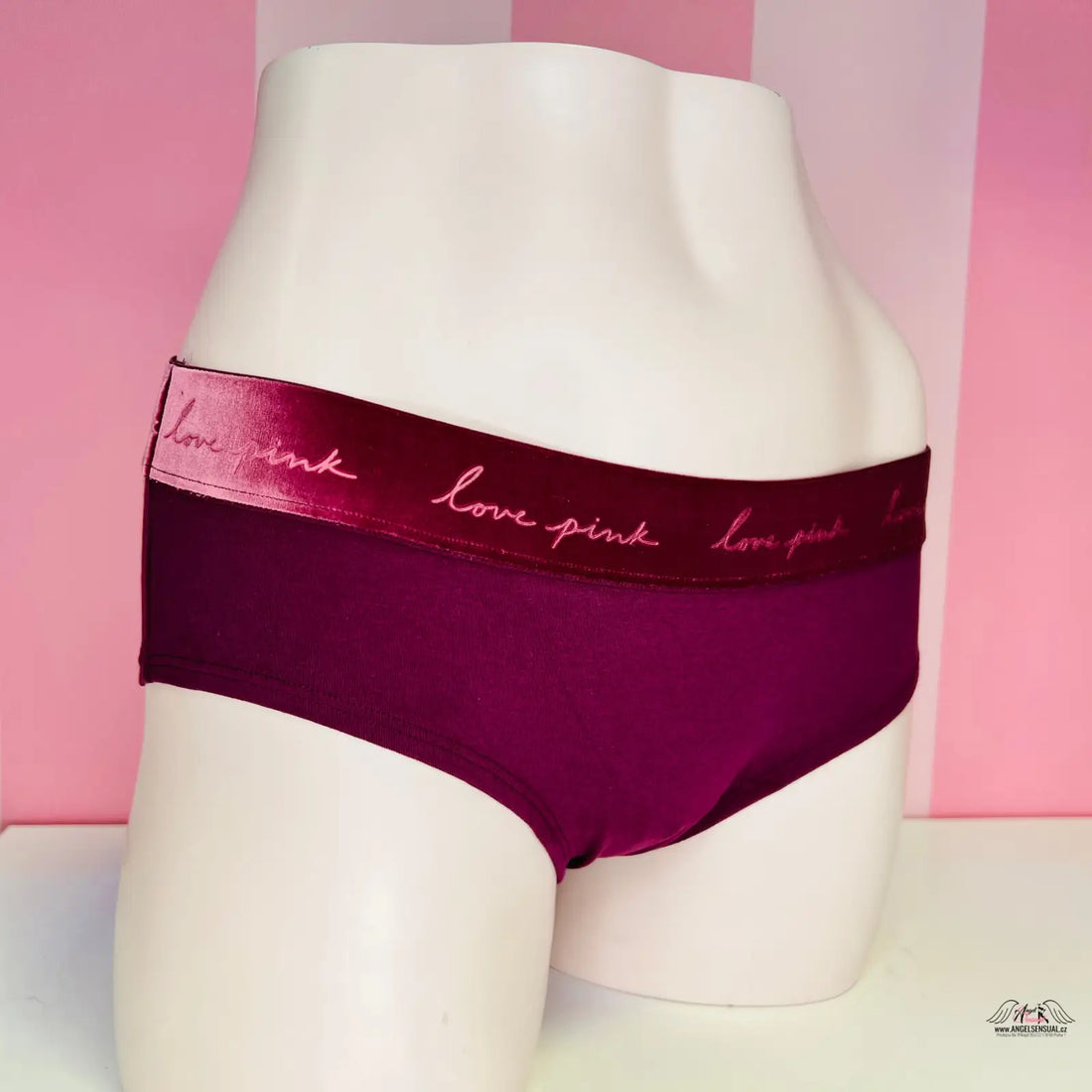 Burgundy bavlněné kalhotky PINK Hipster Kalhotky s semišovou gumou a love pink text