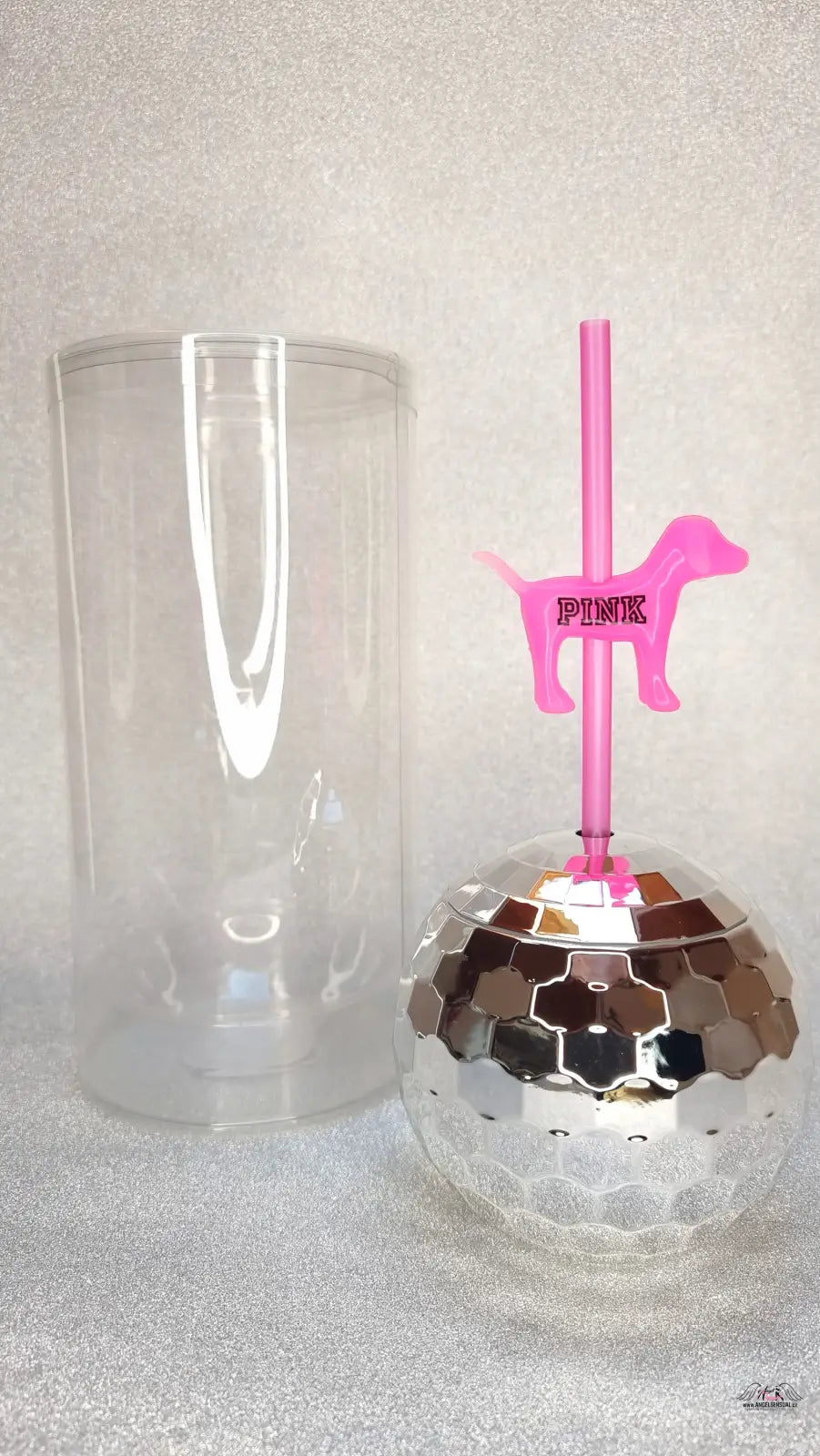 Disco ball cup s růžovým psím brčkem, tvaru diskokoule 591ml, ideální na pití