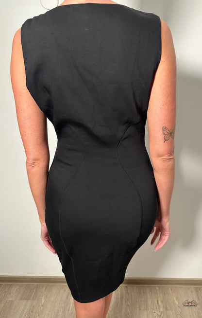 Pouzdrové šaty Chessie se zlatým zipem, elegantní černé bodycon šaty zezadu