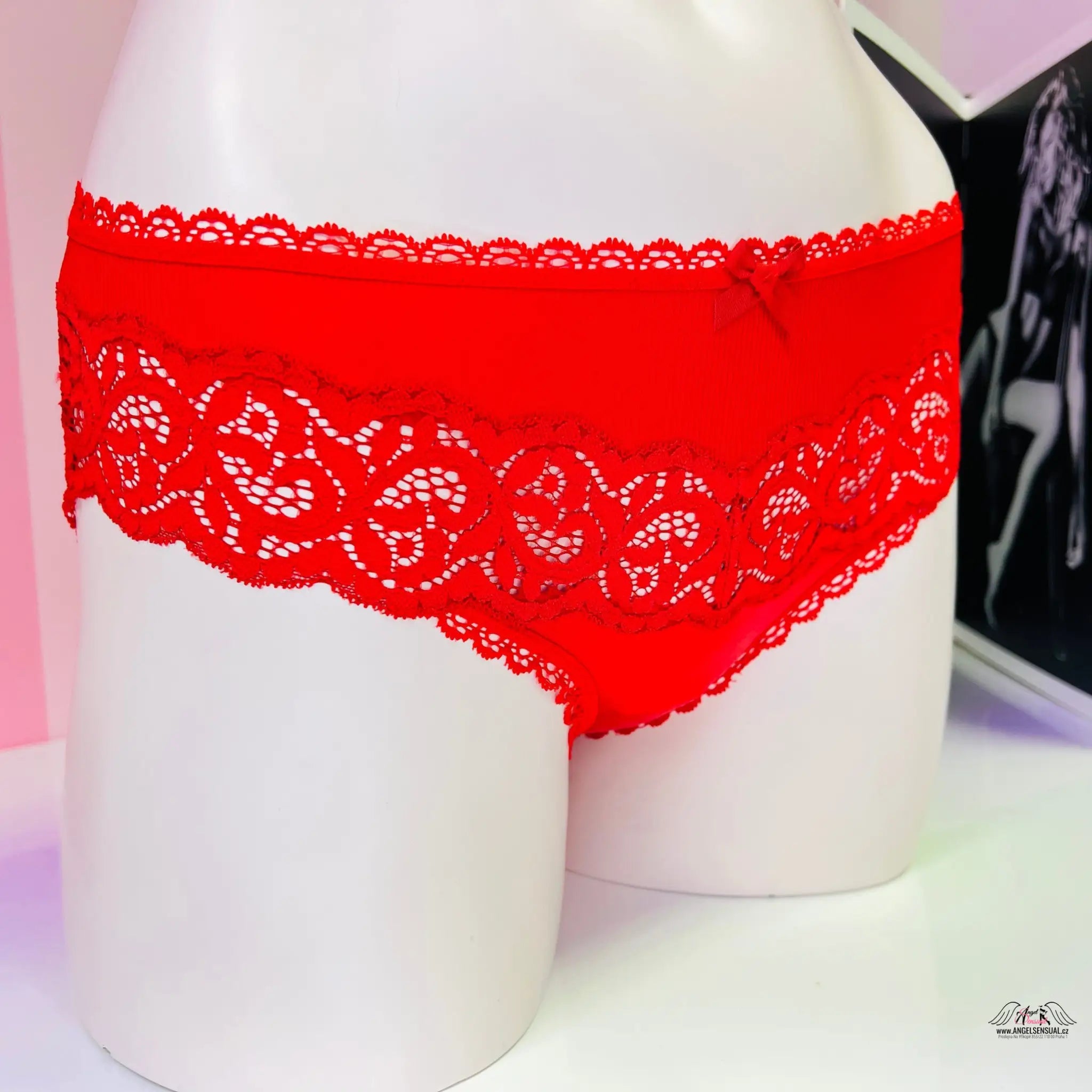 Shine &amp; Lace Bikini Panty - Červená / M / Nové se štítky - Kalhotky Victoria’s Secret