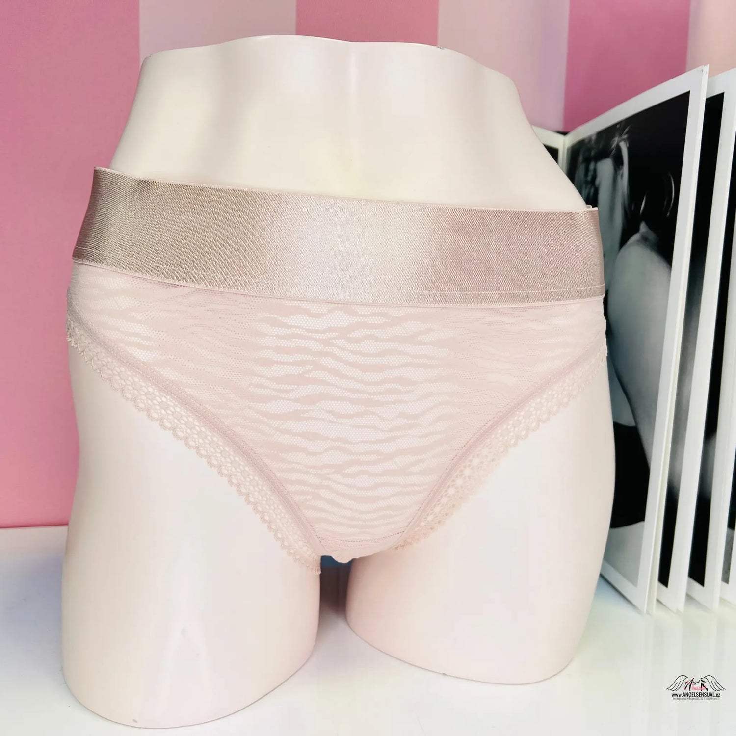 Síťované kalhotky - Růžová / M / Nové se štítky - Kalhotky Victoria’s Secret