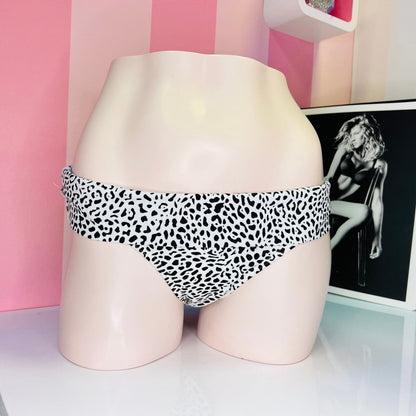 Stylový tygrovaný spodní díl plavek s vyšším pasem na Victoria’s Secret Wild Pattern