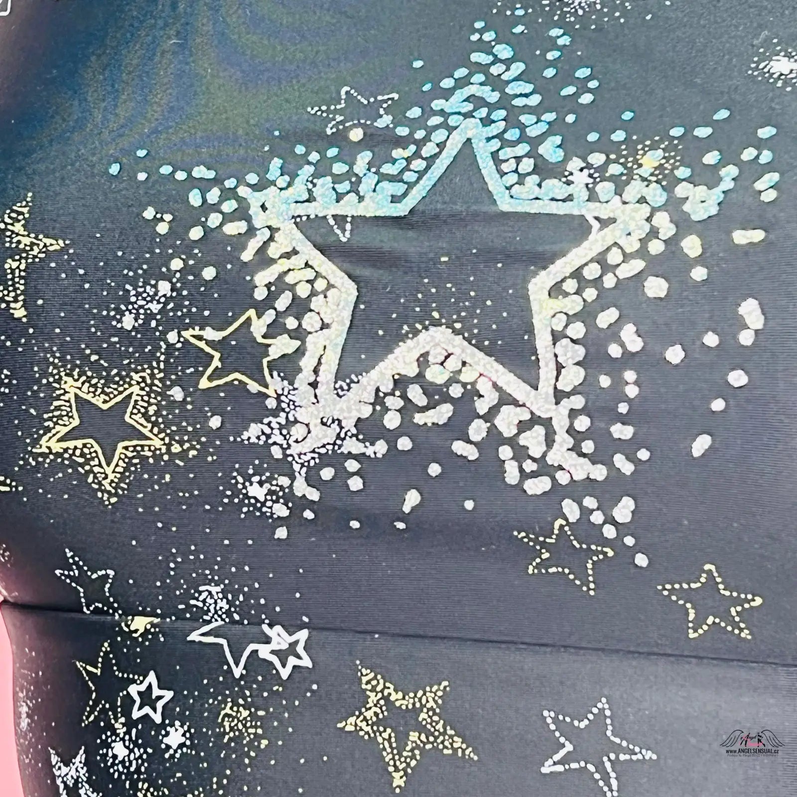 Hvězdičková látka na Stylovou Sportovní Podprsenku pro maximální pohodlí