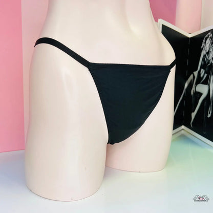 Černý string bikinový spodek Tanga pro maximální pohodlí a volnost po celý den