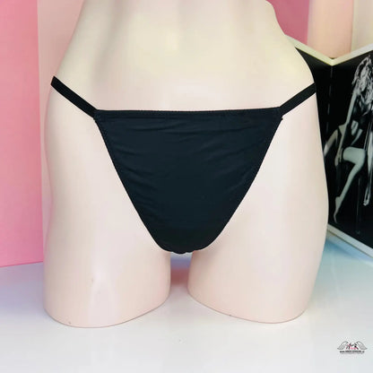 Černé string bikiny dno Tanga pro maximální pohodlí a volnost po celý den