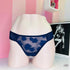 Modrý květinový síťovaný tanga z kolekce Tanga PINK pro elegantní vzhled