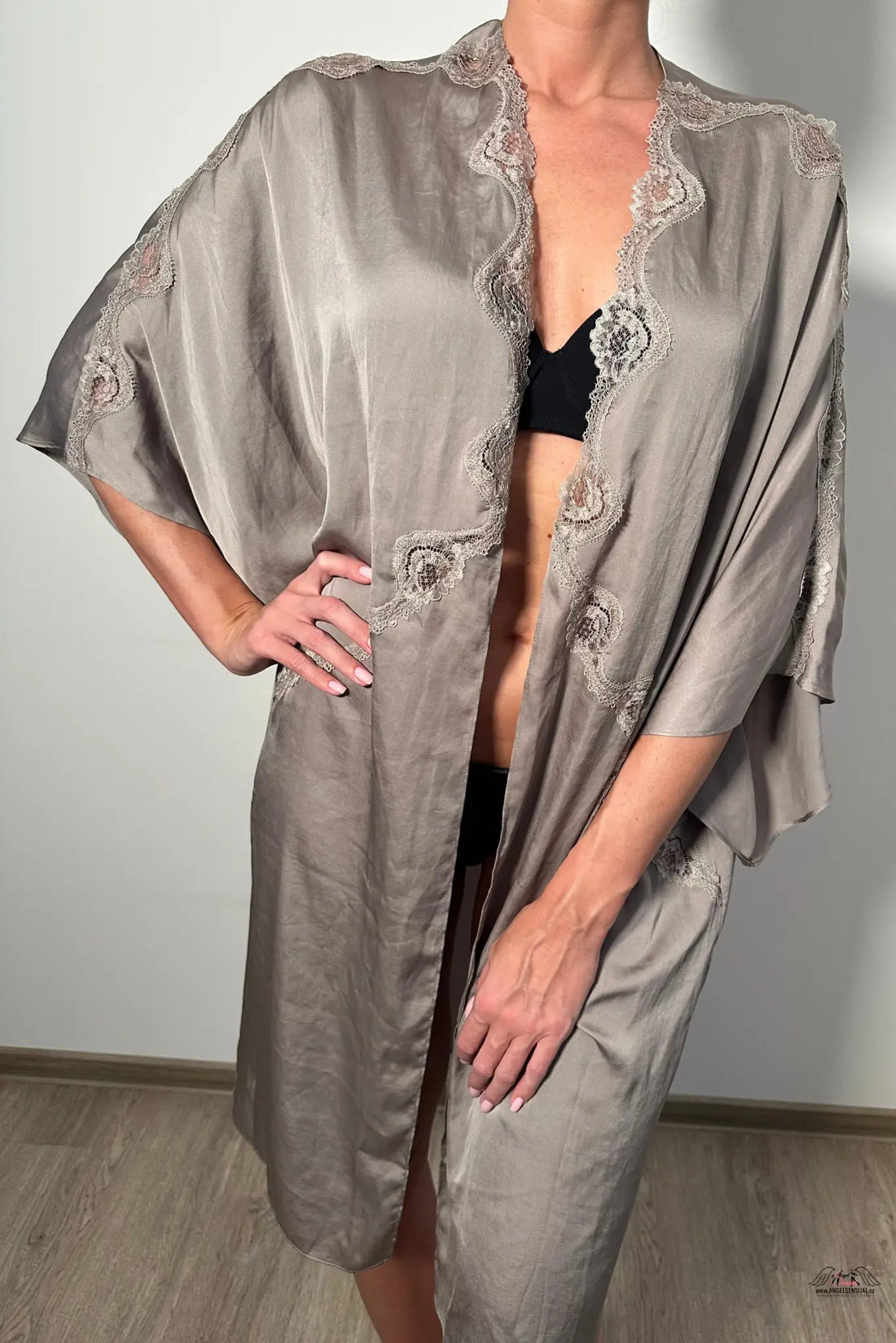 Župánek Satin Robe Kimono - M/L / Khaki / Nové se štítky - Victoria’s Secret