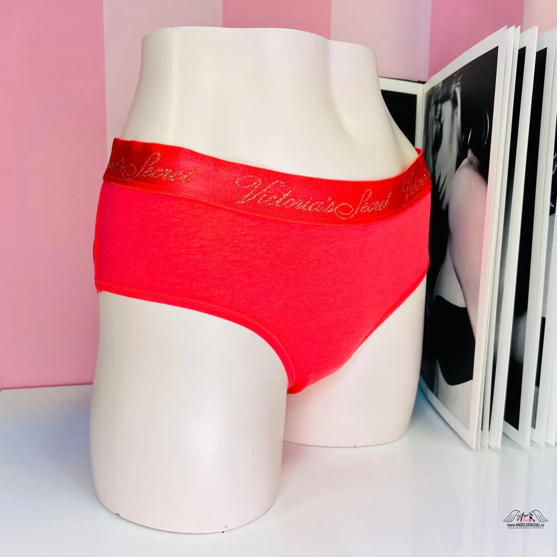 Obrázek pohodlných bavlněných kalhotek Victoria’s Secret s vysokým elastickým pasem