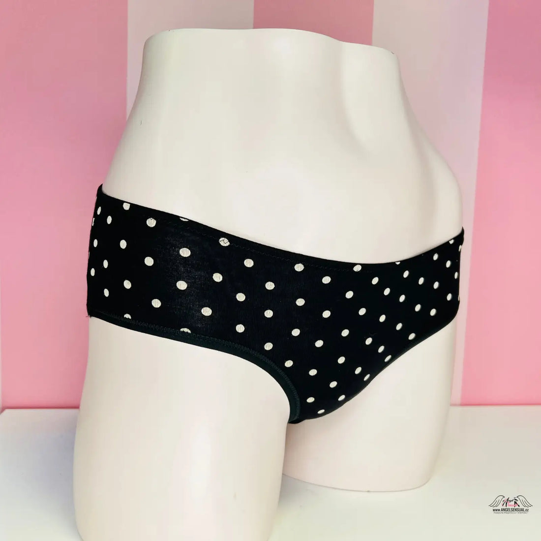 Black polka dot bavlněné kalhotky Victoria’s Secret s jemným řasením na zadní straně