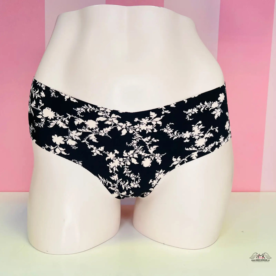 Floral black and white téměř bezešvé kalhotky Victoria’s Secret Bezešvé Kalhotky Ornament
