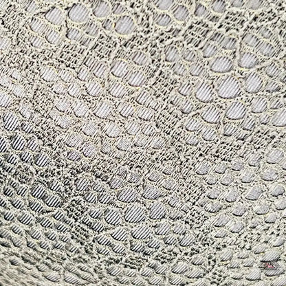 Intricate textured lace fabric of Victoria’s Secret lingerie braletka Krajková
