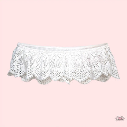 Bílá krajková braletka Victoria’s Secret s rýhovým lemováním a háčkovaným vzorem