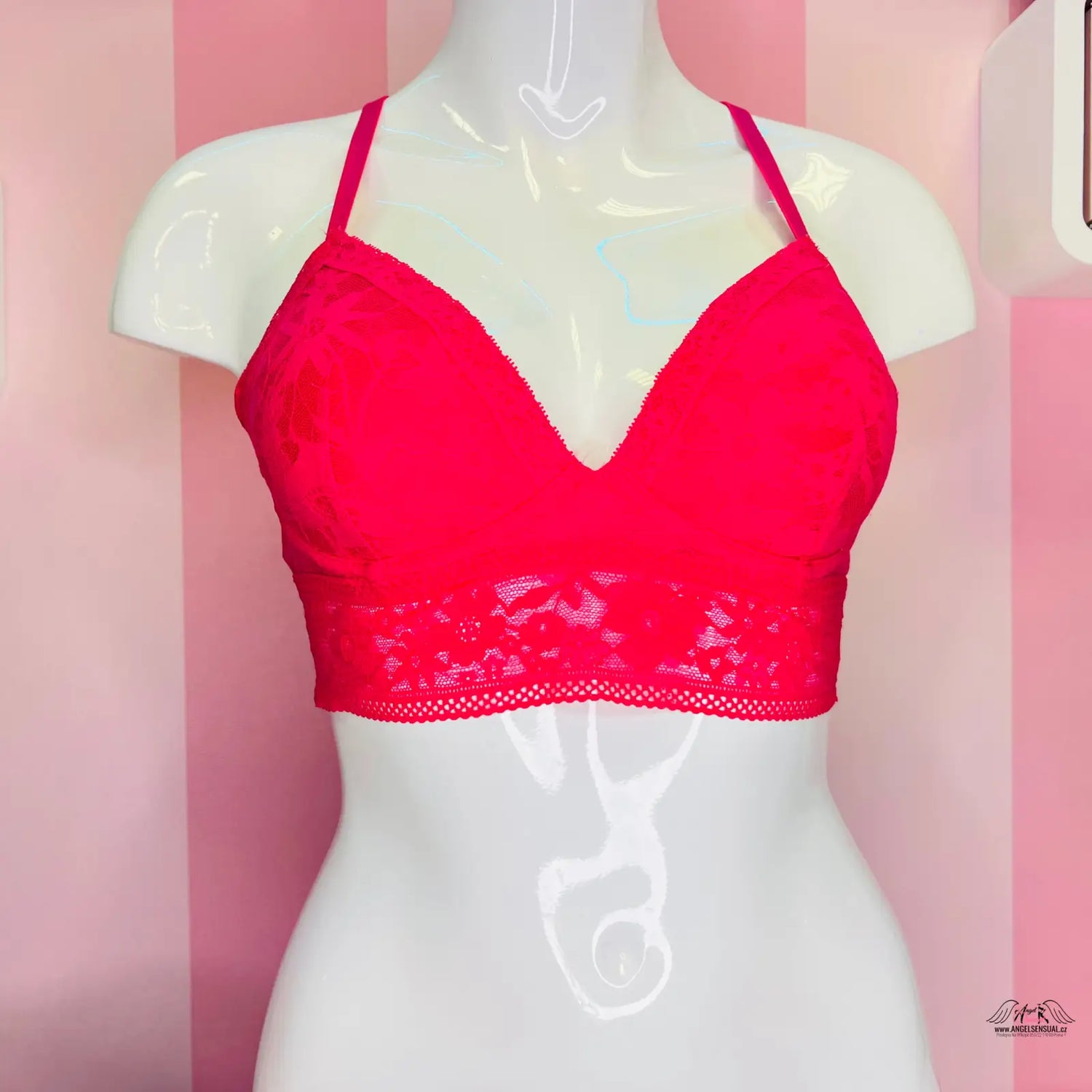 Sexy červená krajková braletka Victoria’s Secret s vyztužením a krajkovým lemováním