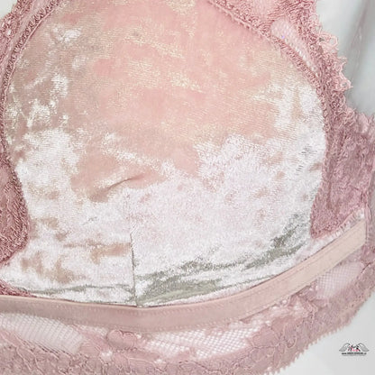 Sametová braletka Victoria’s Secret s krajkovými zády a krajkou