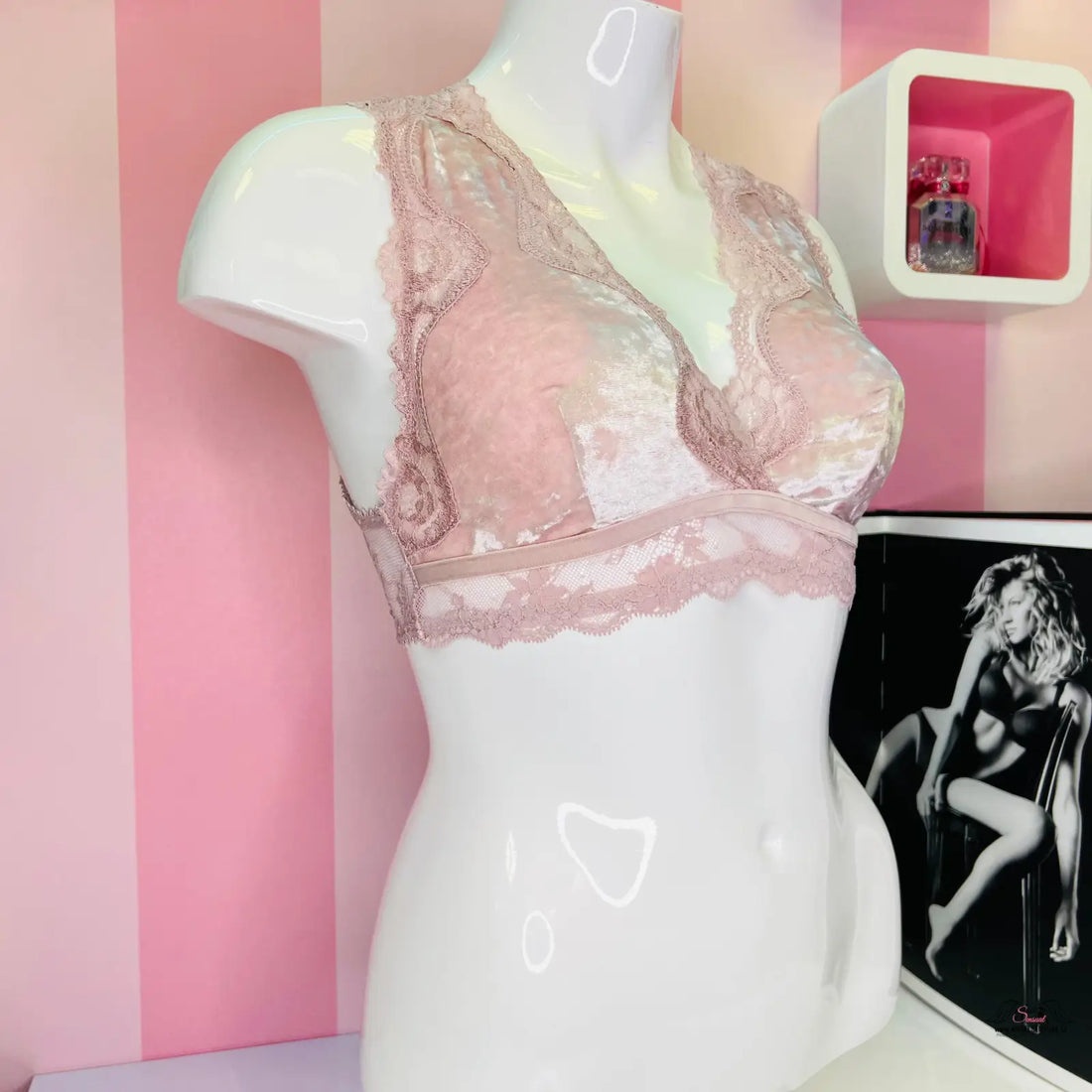 Pinká krajková zády sametová braletka Victoria’s Secret Braletka Sametová s Krajkou