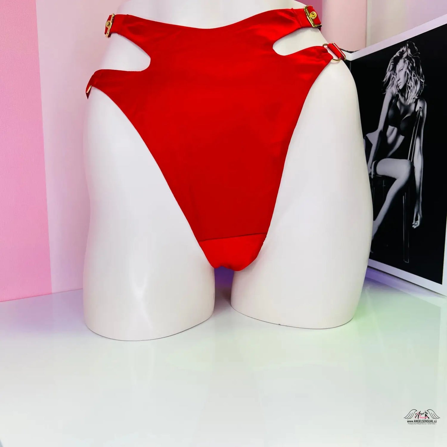 Červené vysokým pasem plavkové kalhotky Victoria’s Secret Brazilky s vysokým pasem