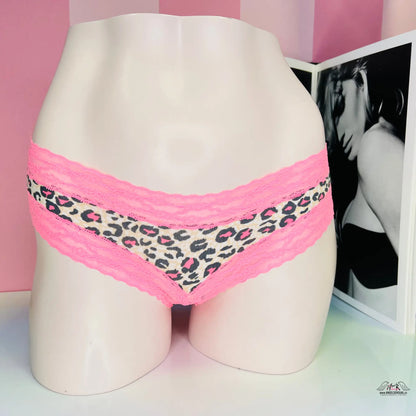 Victoria’s Secret brazilské kalhotky Lace-waist Cheeky Panty - XS / Pink / Nové se štítky - Kalhotky