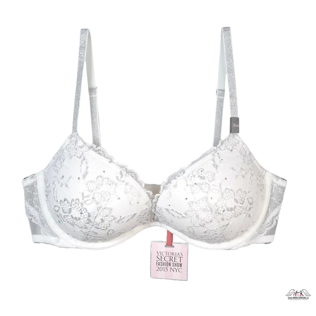 Bílá podprsenka Victoria’s Secret s jemnou krajkou a stříbrnými třpytivými ramínky z Fashion Show 2015