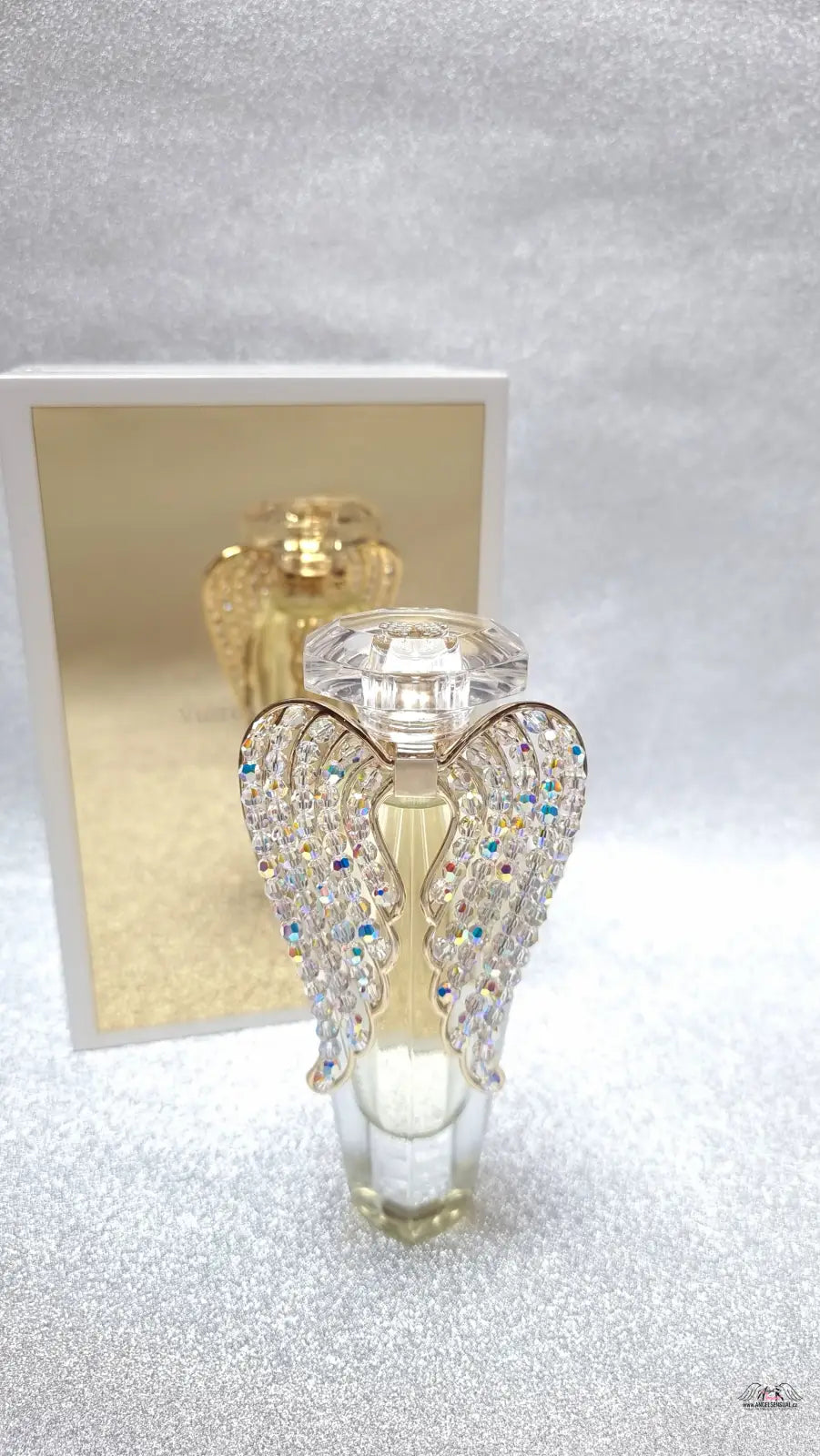 Crystal parfémová flakón s andělskými křídly pro Victoria’s Secret Heavenly Luxe Edition