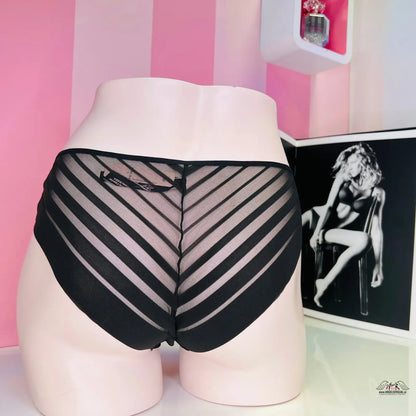 Black striped mesh kalhotky cheeky s jemnou síťovinou, přední straně bezešvé, vínové kalhotky