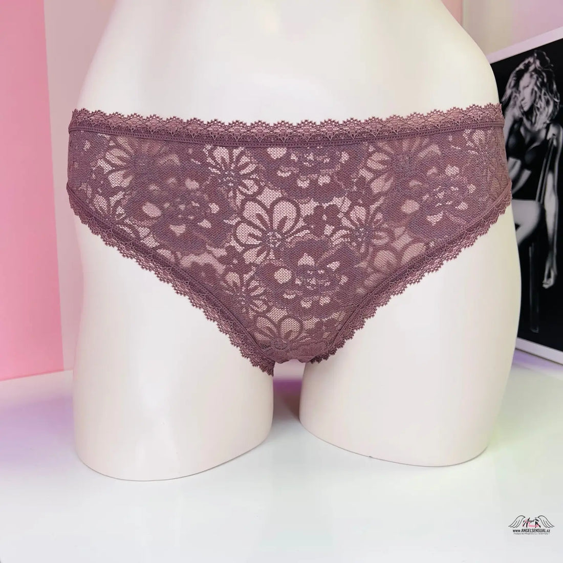 Victoria’s Secret Kalhotky Krajkové s velmi příjemné celokrajkové krajkové detaily