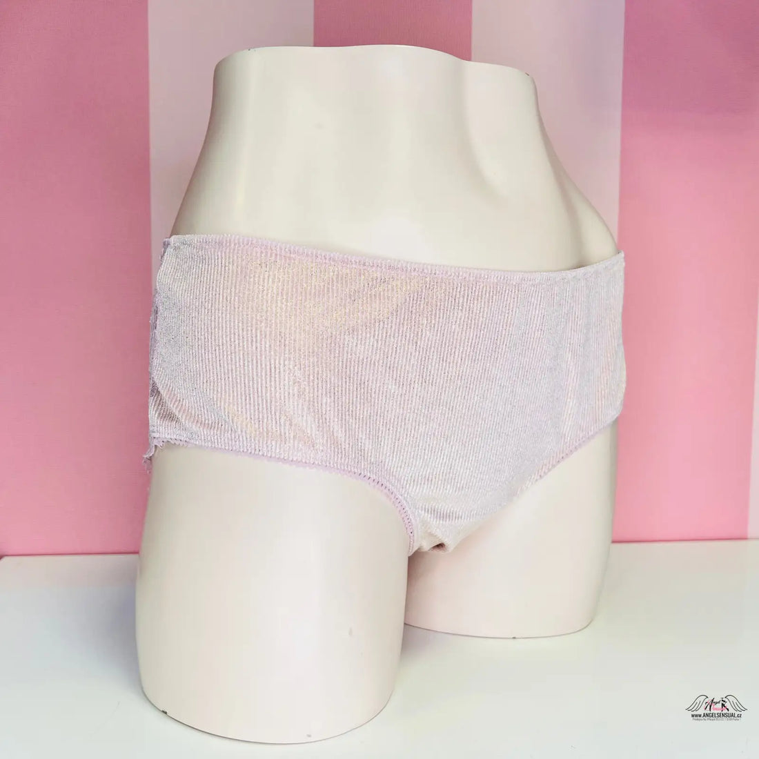 Bílé bavlněné kalhotky s jemnou krajkou a lurexem na figuríně, zadní straně