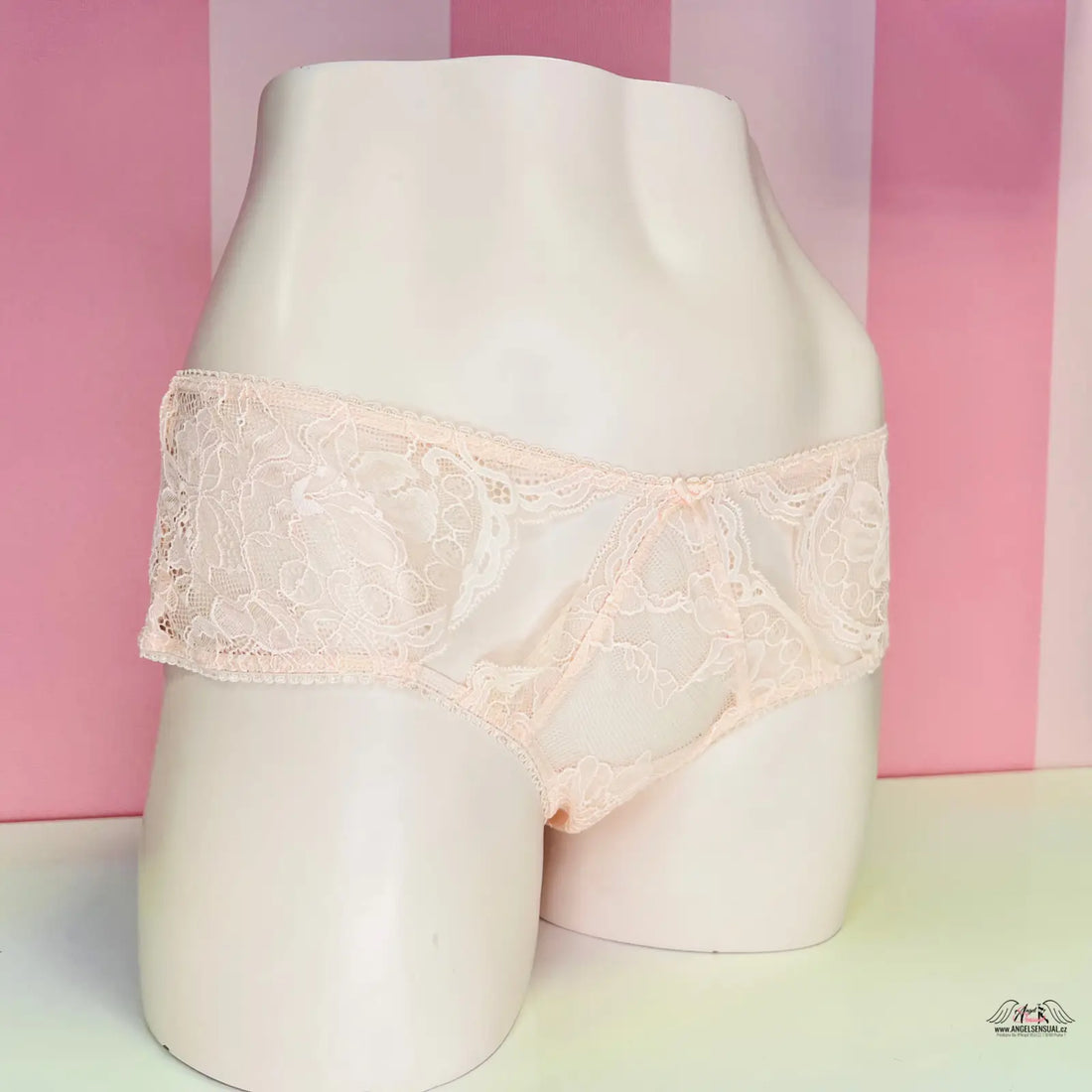 Jemné krajkové kalhotky Victoria’s Secret Kalhotky s Krajkou na mannequinu