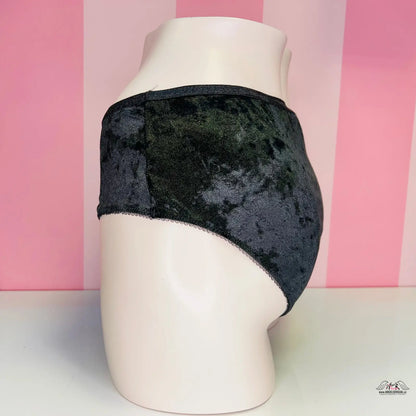Black velvet semišové kalhotky lehce vyššího střihu na Victoria’s Secret Kalhotky Semišové