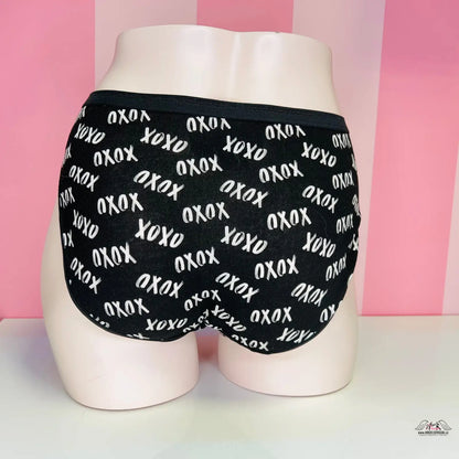 Stylové černé bikiny Victoria’s Secret Kalhotky Xoxo s mírně vyšším pasem, bavlněným materiálem