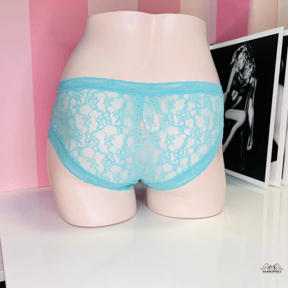 Victoria’s Secret Krajkové Kalhotky s květinovým vzorem na modelu, luxusní krajkové kalhotky