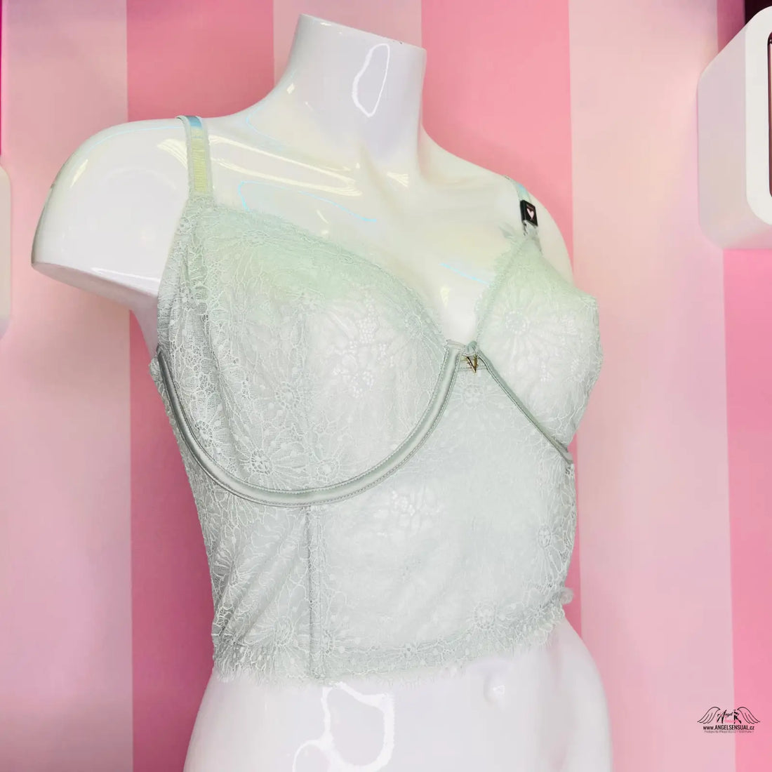 Bílý krajkový korzet bustier Victoria’s Secret s strukturovanými košíčky a kosticemi, velice pohodlný korzet