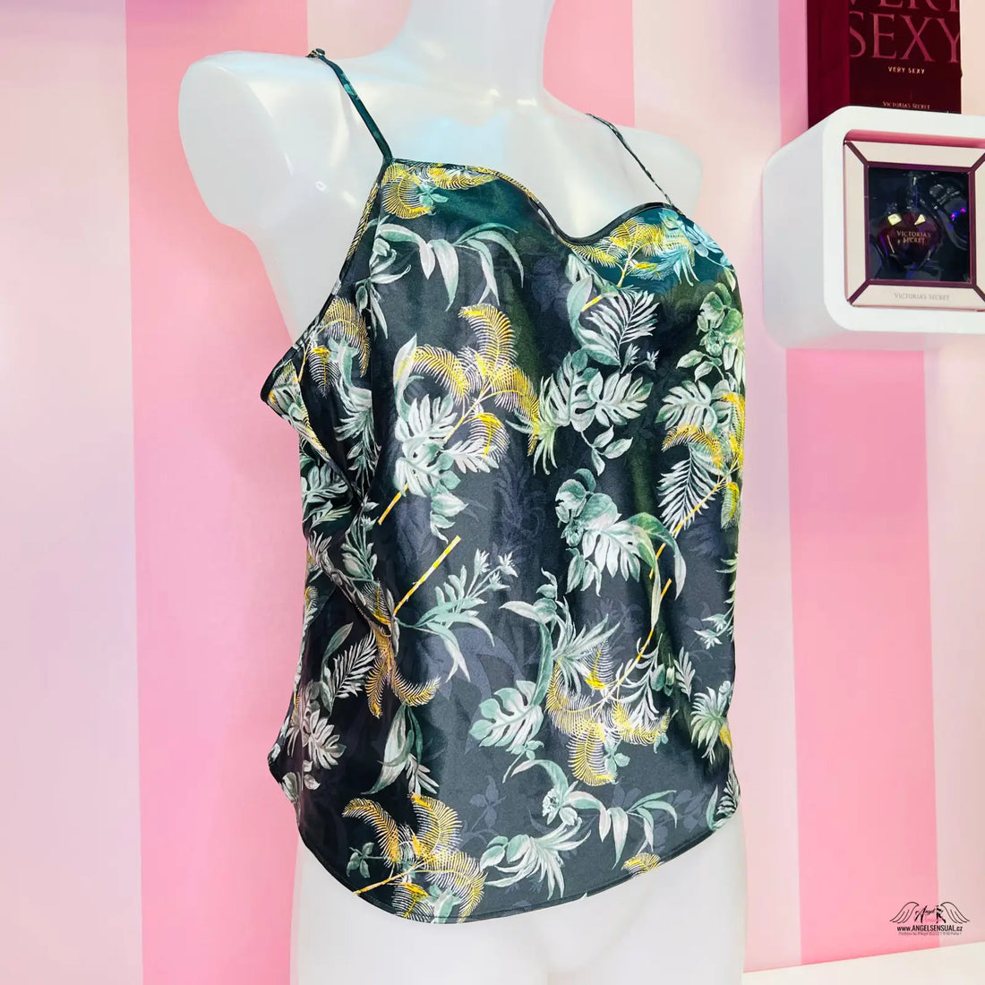 Lehká košilka Victoria’s Secret s květinovým potiskem, černobílý a zelenožlutý vzor