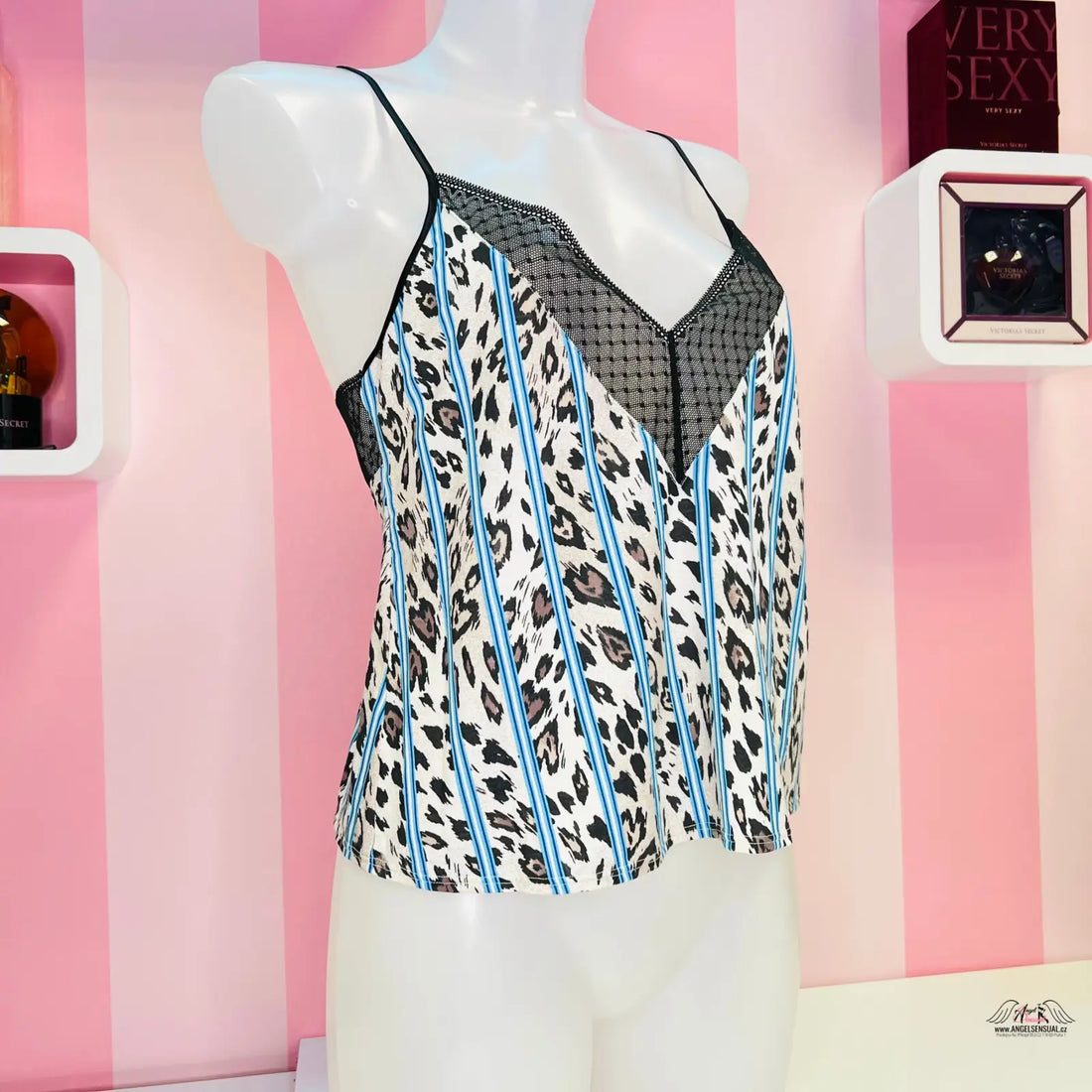 Vzorovaná košilka Victoria’s Secret s jemnou krajkou a úzkými ramínky