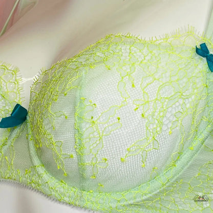 Krajková podprsenka Victoria’s Secret s modrým mašlí, elegantní agent provocateur apparel &amp; accessories