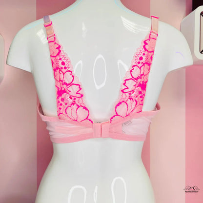 Luxusní podprsenka Victoria’s Secret s jemnou příjemnou krajkou a květinovou výšivkou