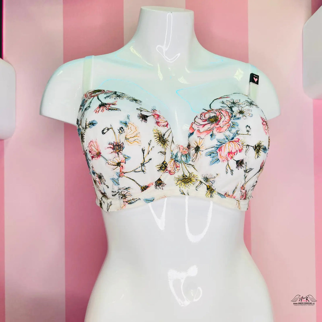 Elegantní síťovaná podprsenka Victoria’s Secret s květinovým vzorem a růžemi