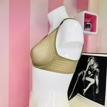 Gold textured sports bra na bílém modelu, šalvějová unlined plunge, Victoria’s Secret
