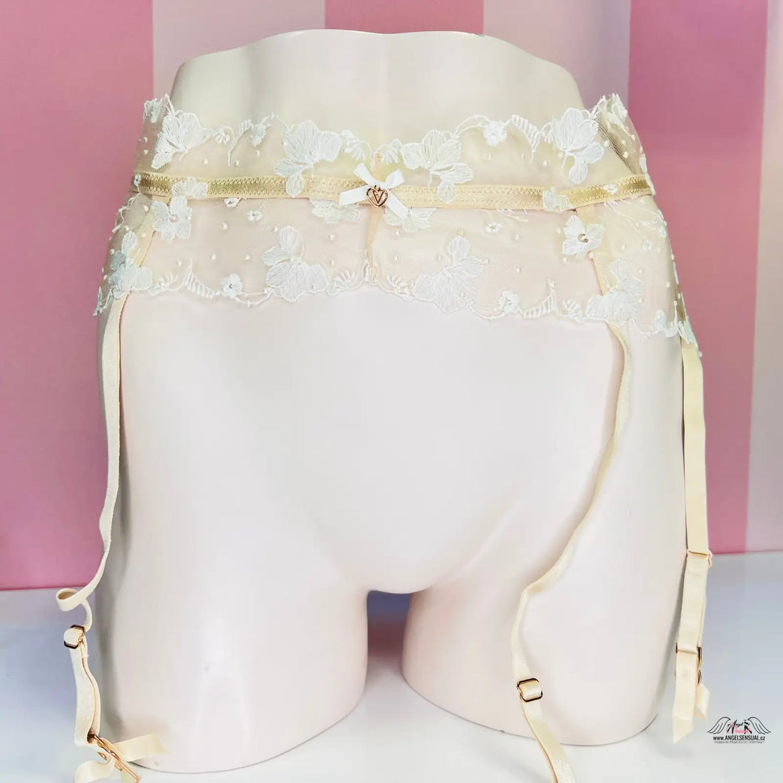 Jemný podvazkový pás Victoria’s Secret s krajkou, stuhami a perličkami