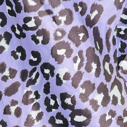 Saténová košilka s leopardím vzorem a úzkými nastavitelnými ramínky