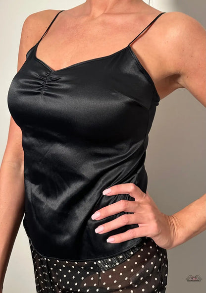 Victoria’s Secret luxusní saténové tílko s polka dot vzorem a nastavitelnými ramínky