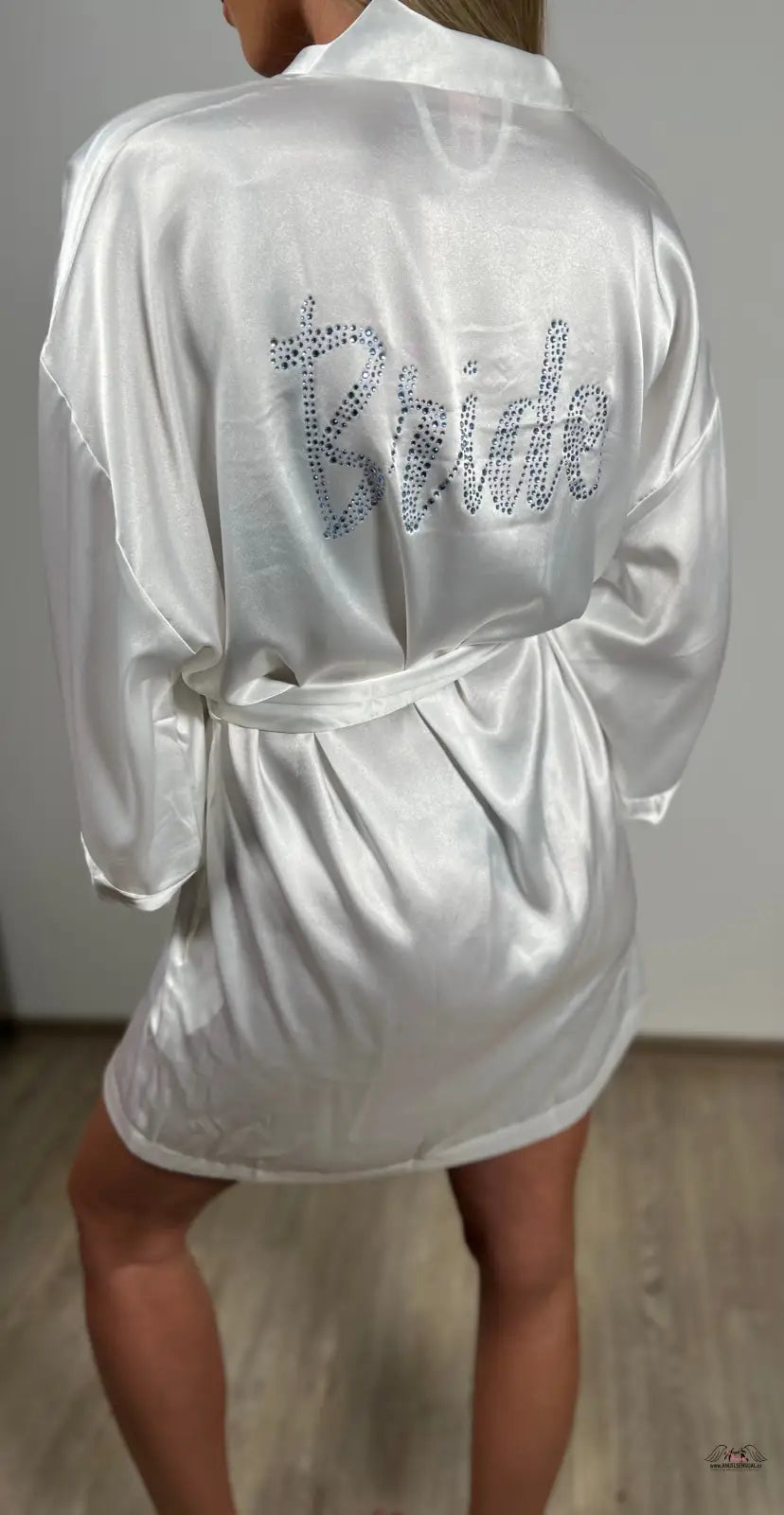 Victoria’s Secret saténový svatební župan Bride s kamínky s nápisem love