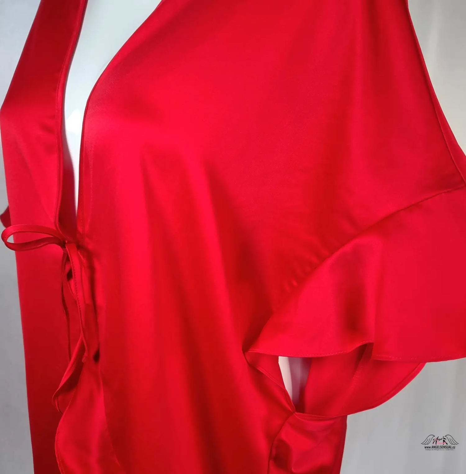 Červený saténový top s zavazováním a ruffled rukávy, ideální zádech, apparel &amp; accessories