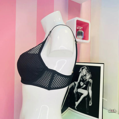 Black síťovaná podprsenka na figuríně s hlubokým výstřihem, Victoria’s Secret apparel &amp; accessories