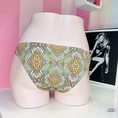 Patterned luxusní spodní díl plavek s kovovými kruhy a zlatou aplikací